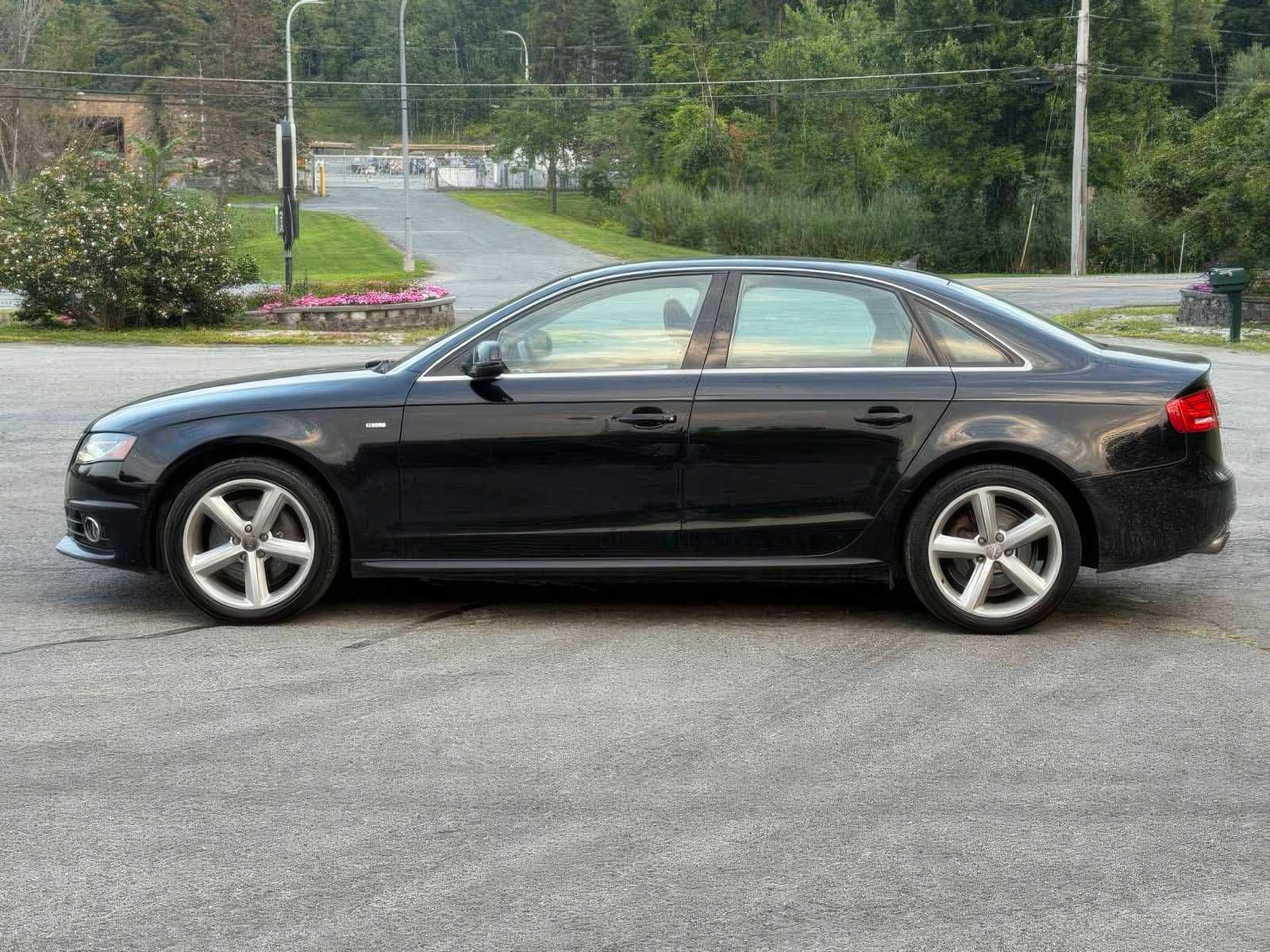 2012 Audi A4 2.0T quattro Premium Plus