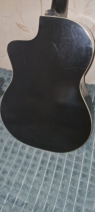 Продам недорого акустичну гітару Трембіта недорого