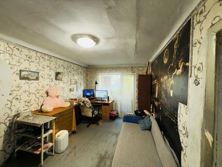 Продаж! Центр! 2-кімнатна квартира! Індивідуальне опалення!