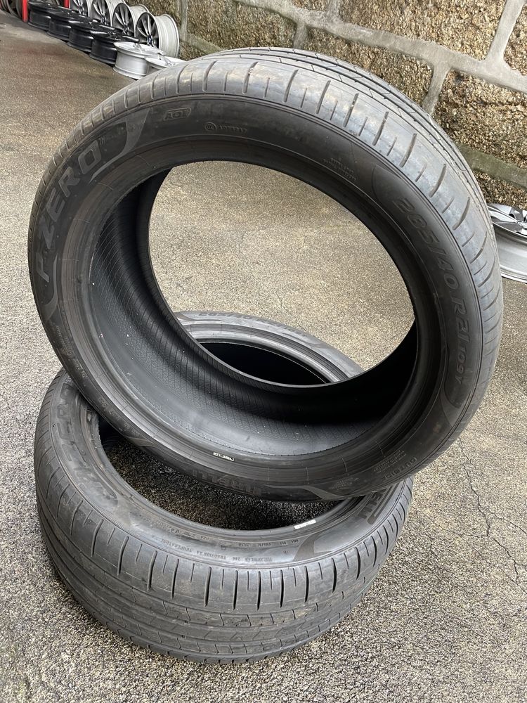 Pneus Pirelli 285/40/21