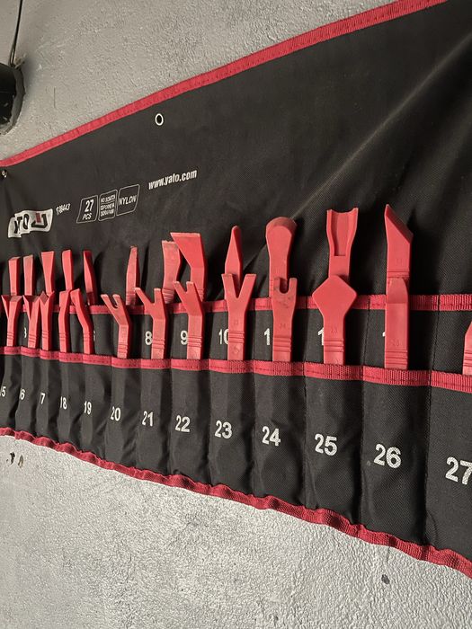 Знімачі кліпс та пістонів 27 предметів YATO