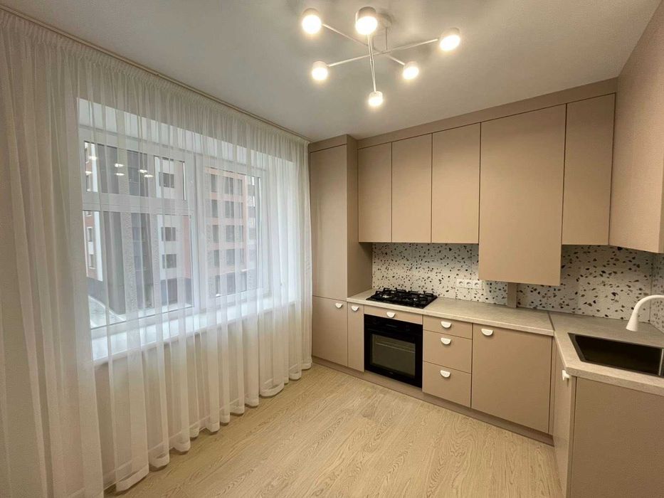 Продається стильна 1-кімнатна квартира в ЖК Avila City, Озерна 31370