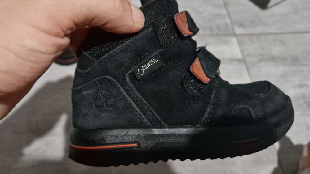 Buty Timberland dziecięce Gore-Tex rozm. 24