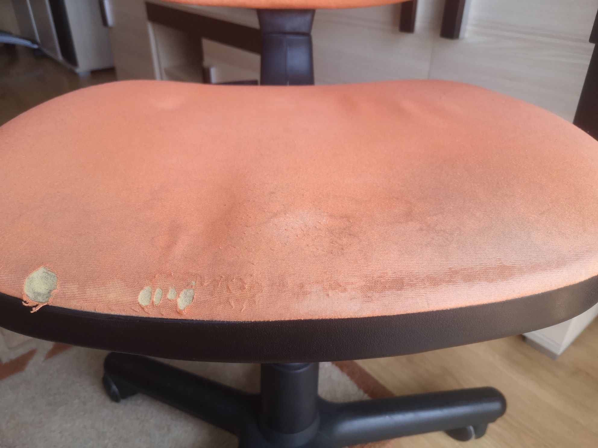 Krzesło biurowe Prestige R do renowacji