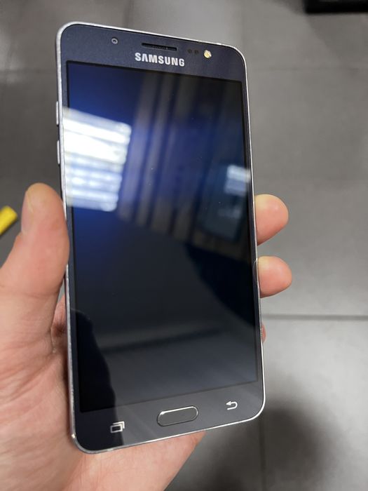Samsung Galaxy J5