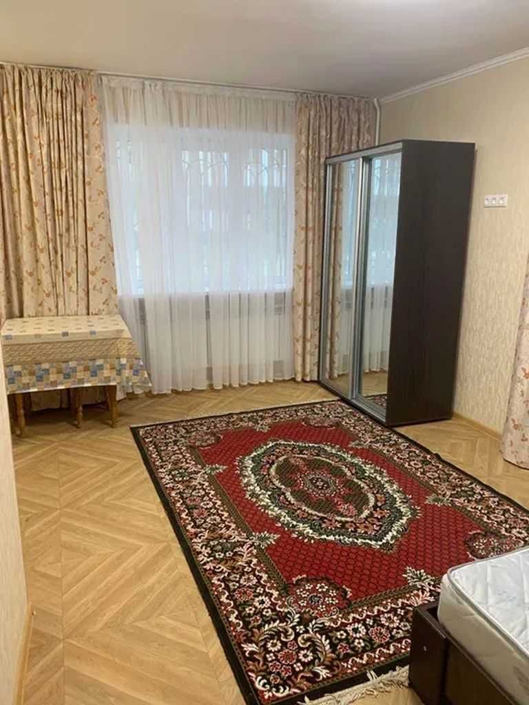 Однокімнатна квартира Гречани Шухевича
