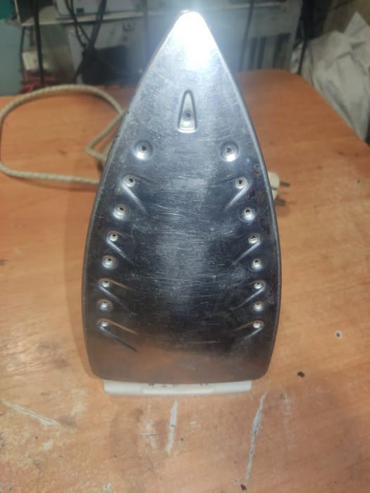 Утюг электрический