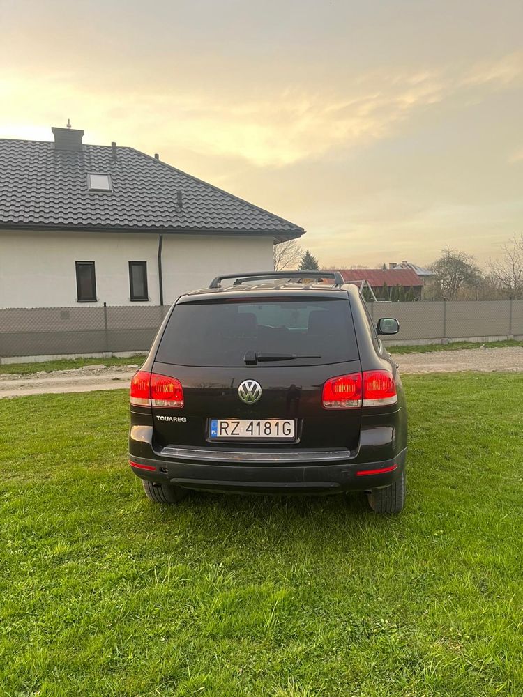 Volkswagen Touareg 2,5TDI Automat klima 4 strefy, hak 3,5t