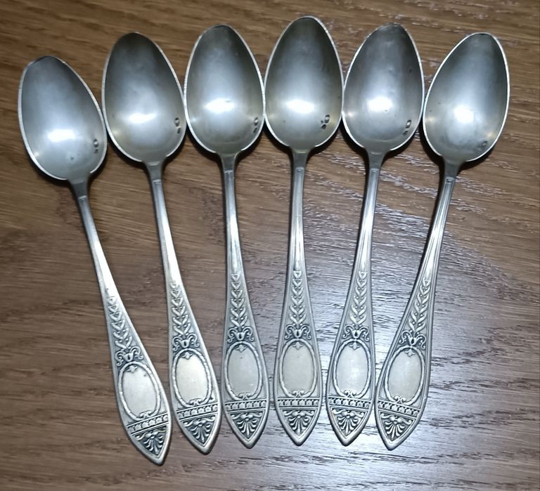 Stare srebrne łyżeczki