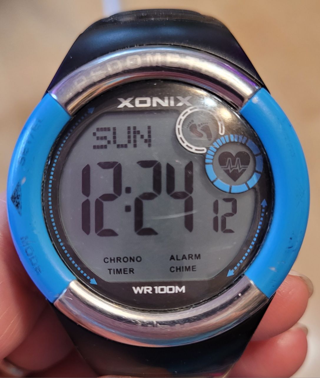 Zegarek z pulsometrem i krokomierzem Xonix HRM3-8