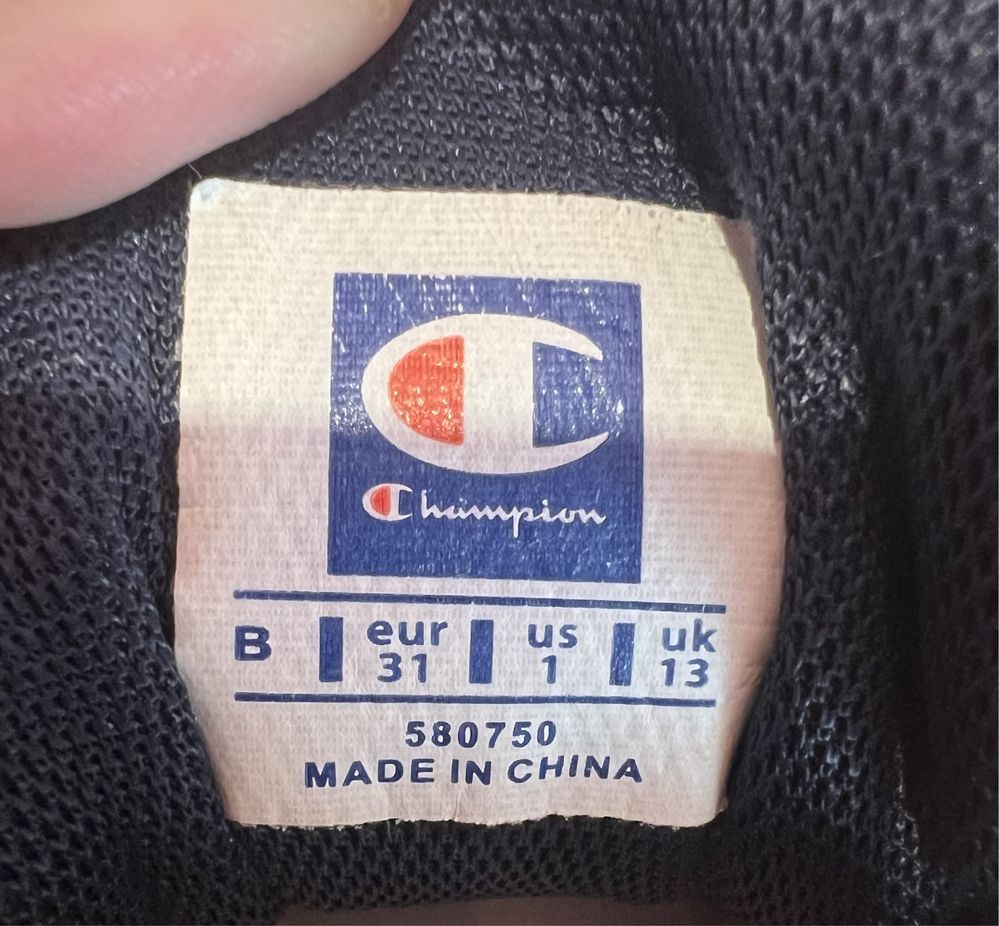 Продам кеды Champion 31р