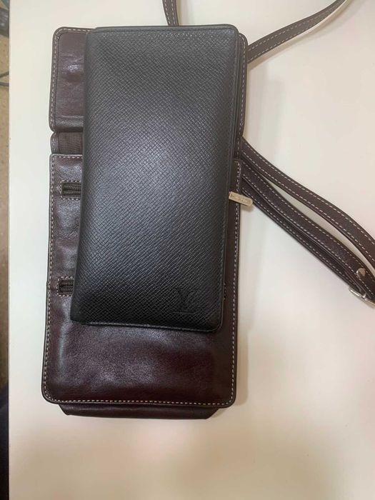 Мужская кожаная сумочка для документов и денег.