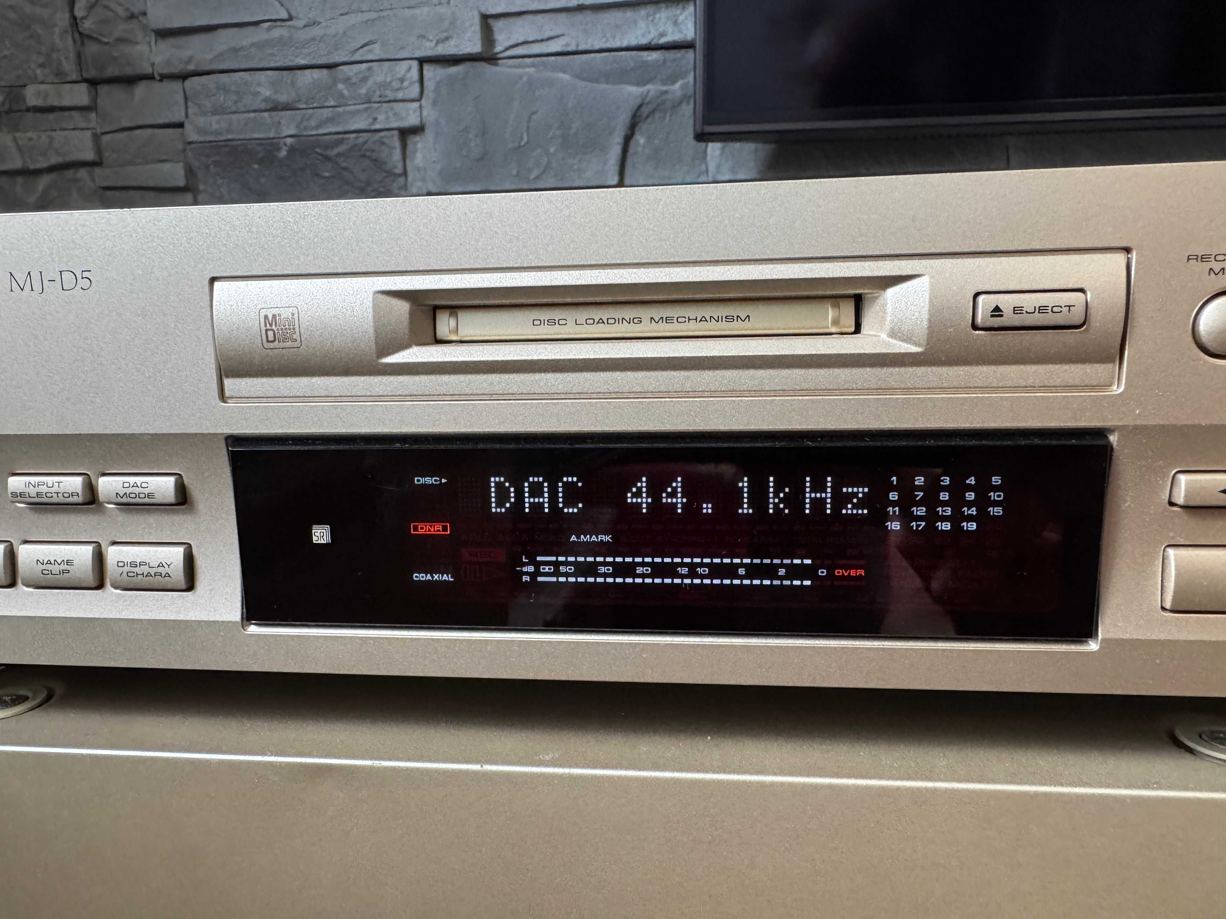 Minidisc Pioneer MJ-D5 złoty szampański z DAC