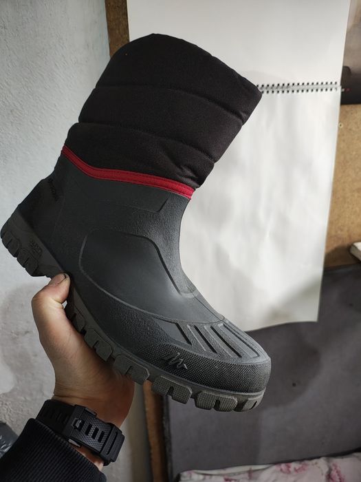 Śniegowce Quechua stan nowych butów. Rozmiar 43