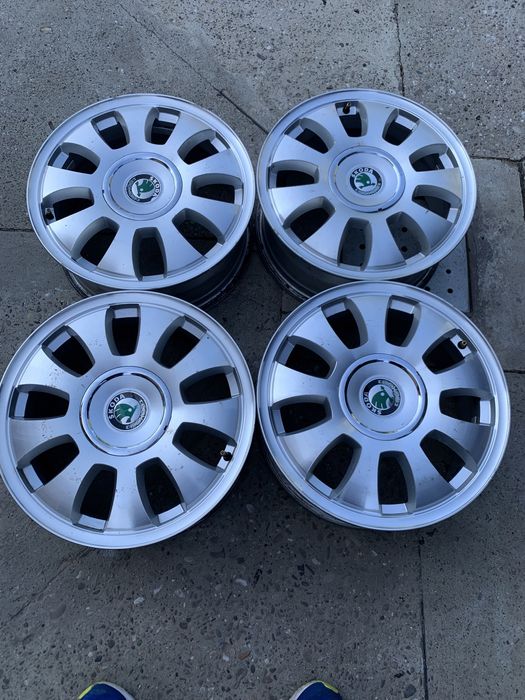 Продам диски литі 5/100/16 оригінал шкода