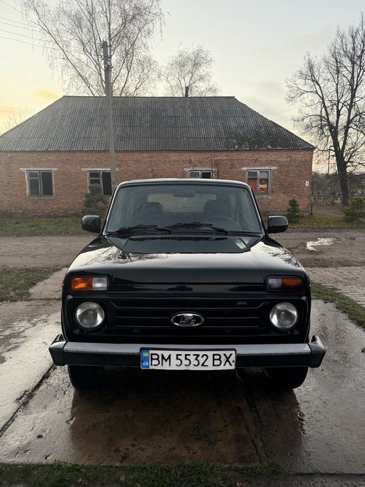 Автомобіль LADA