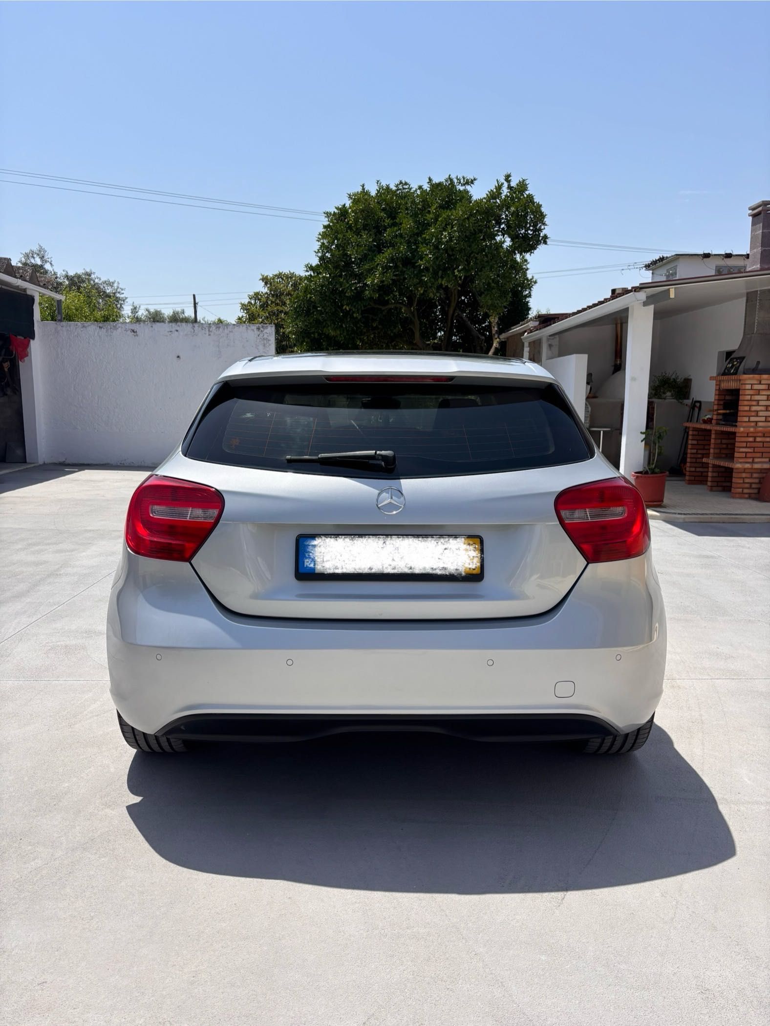 Mercedes Benz A180