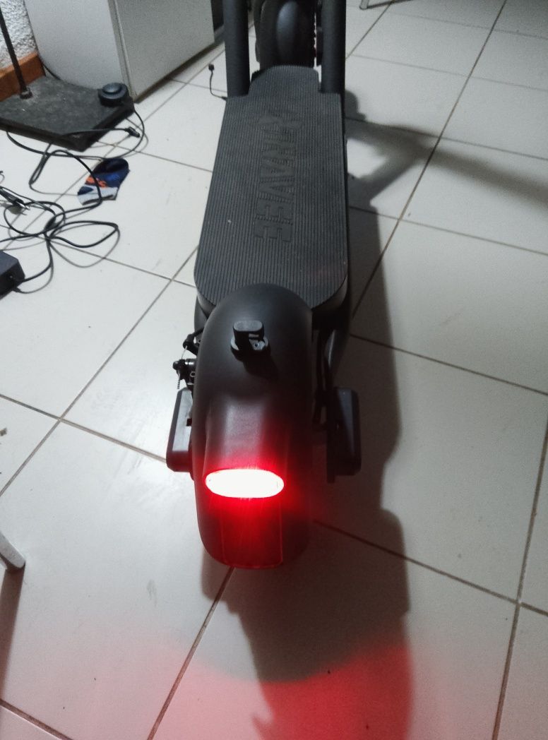Trotinete elétrica nova