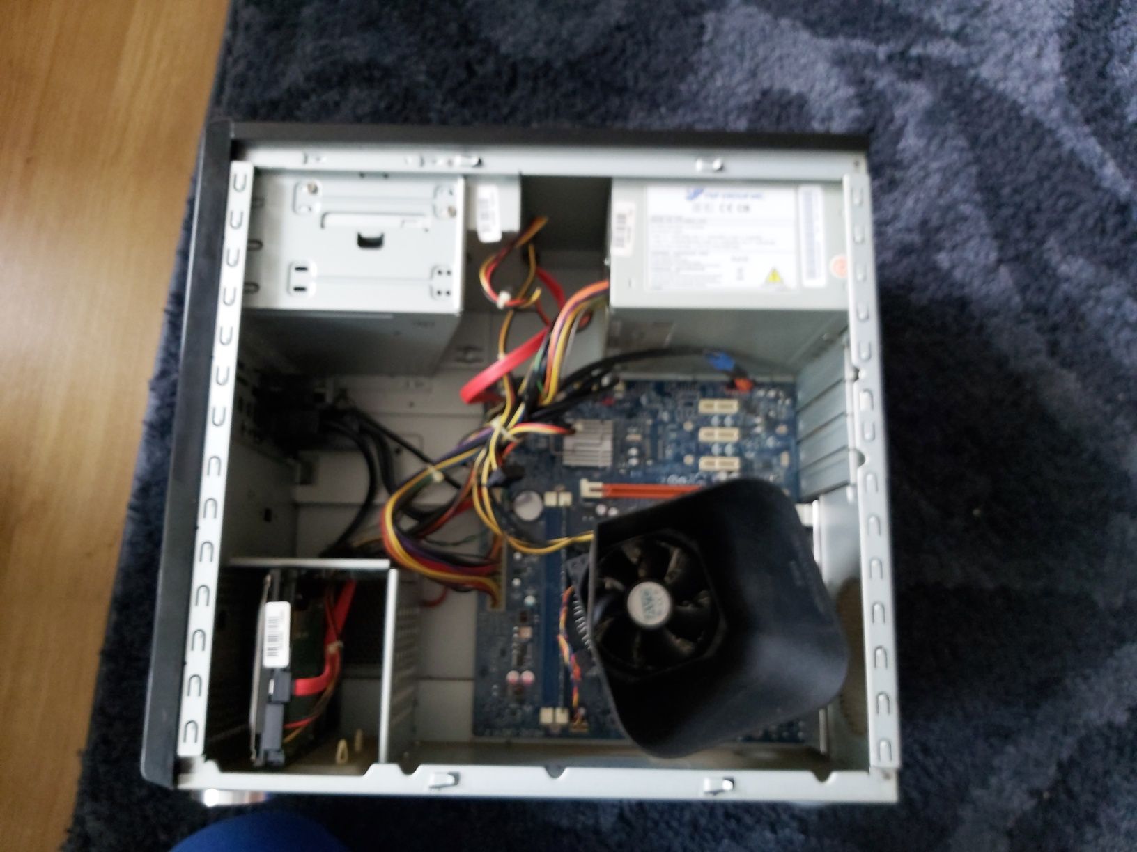 Komputer stacjonarny Medion Intel Celeron