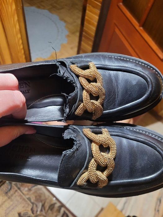 OPIS Damskie mokasyny Wittchen SKÓRA z łańcuchem  czarne r. 38
