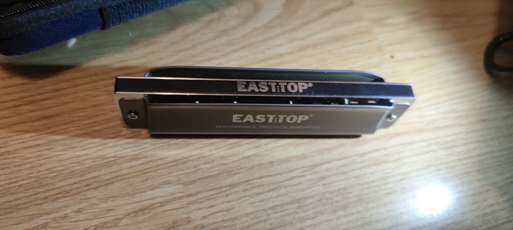 Harmonijka ustna Easttop Fala Blues 12 otworów solo G