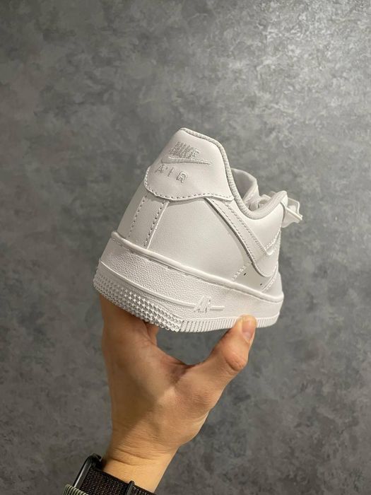 Кросівки жіночі Nike Air Force 1 Classic White Найк Аір Форс