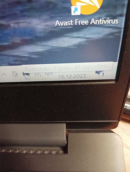 Laptop lenovo S 145- 14 ast System operacyjny: Windows 10 orginalny