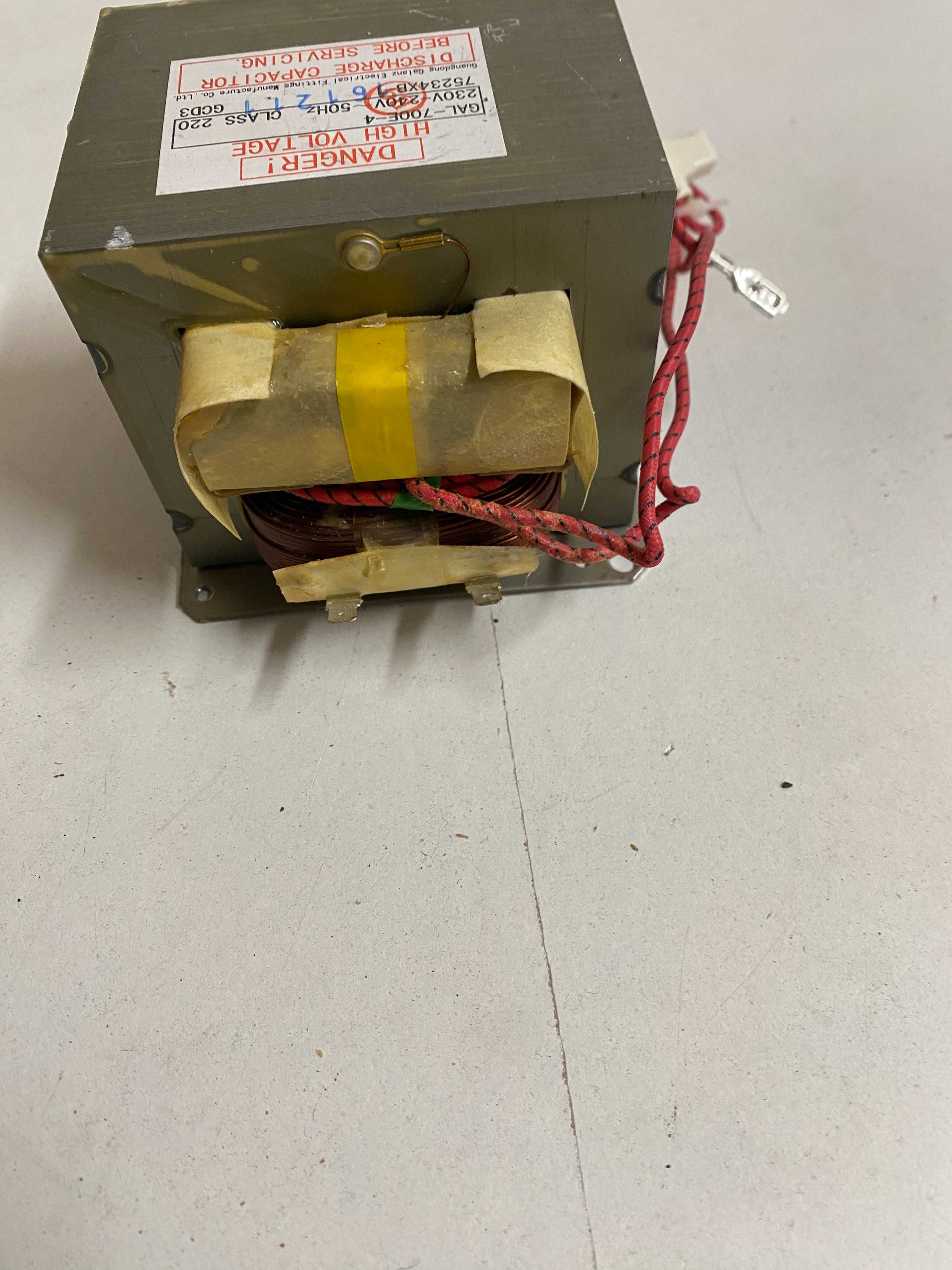 transformator mikrofalówki GAL700E-4
