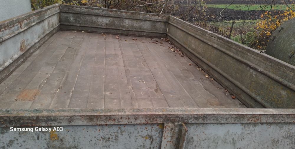 Прицеп двоосьний