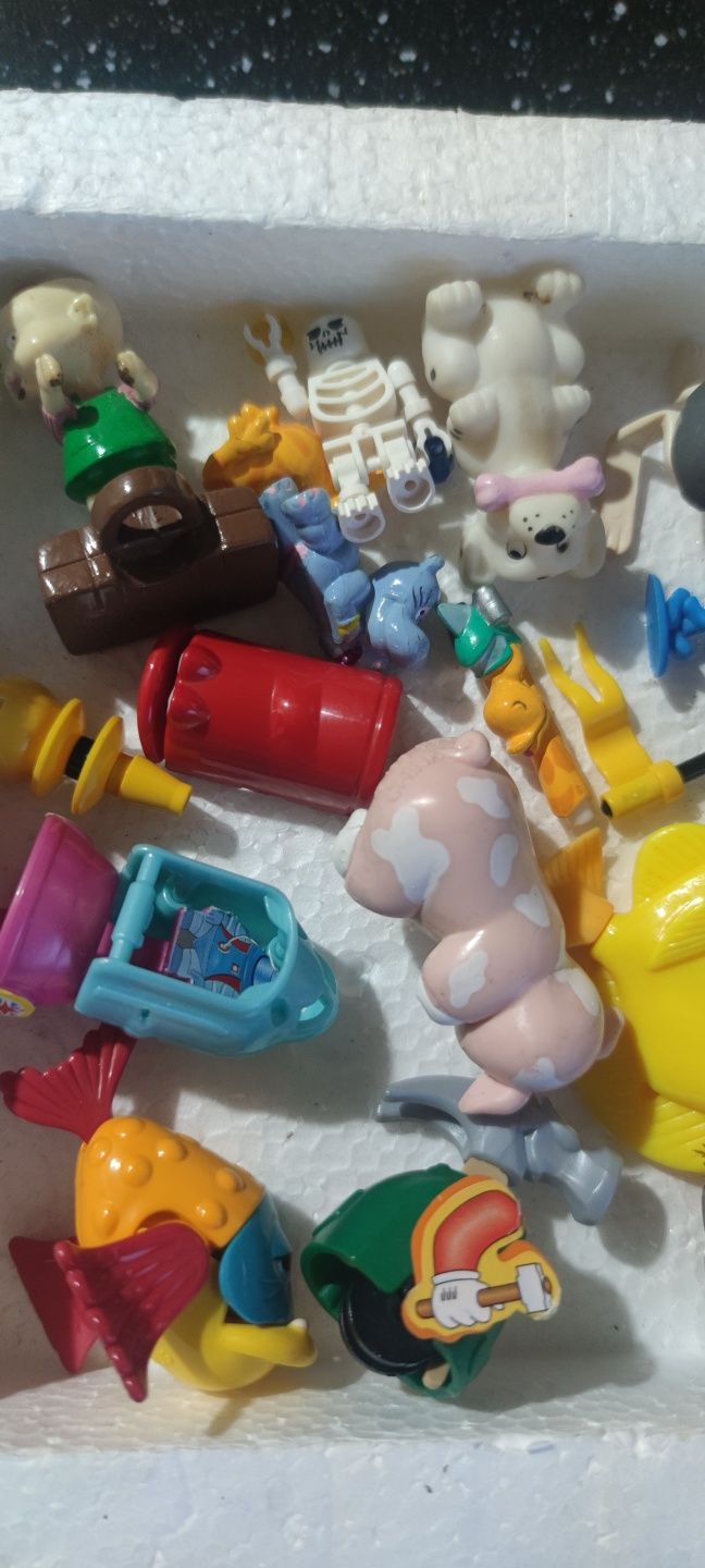 Conjunto de Brinquedos (ler anuncio)
