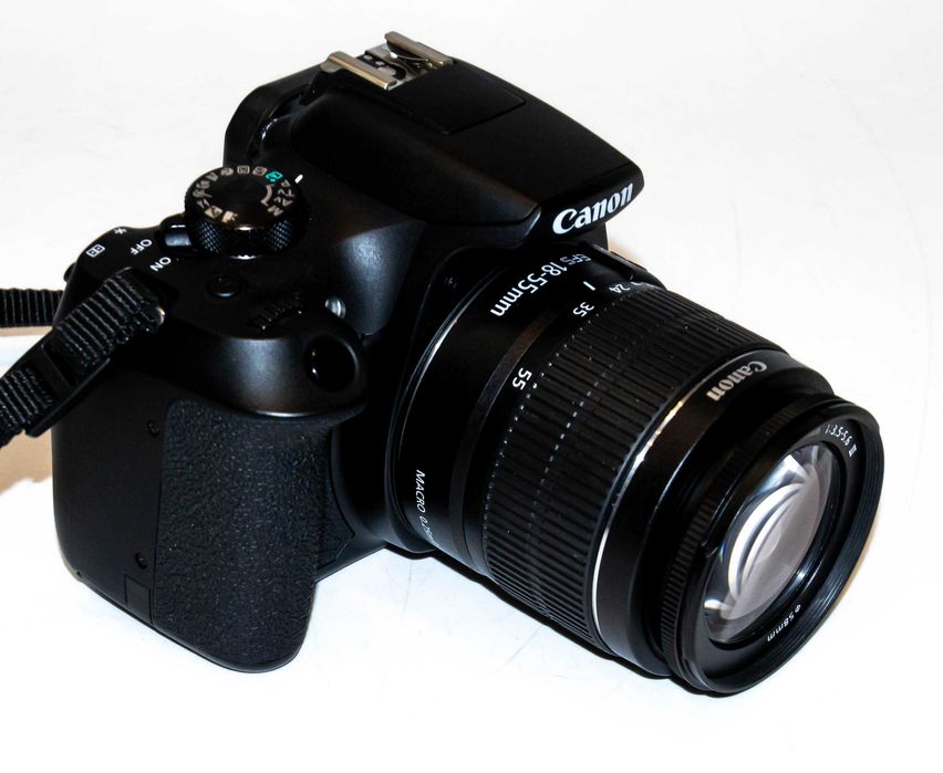 Canon EOS 1300D + 18-55mm IS III 18Mpix ISO12800 8TYŚ