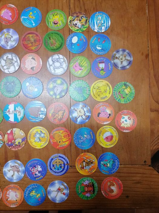 Tazos Pokémon E outros brindes bolicao