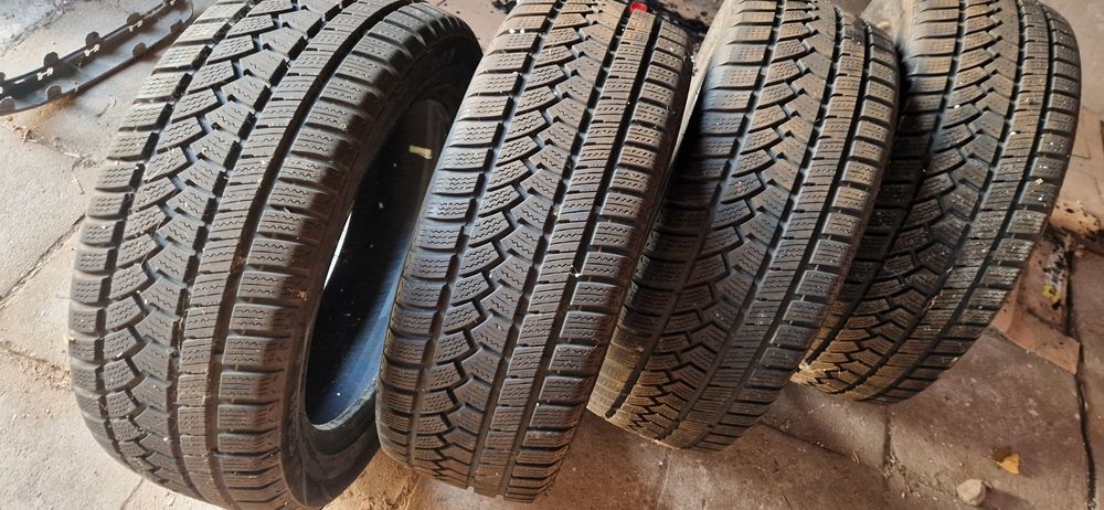 Zimowe 215x55x17 4 szt.sunfull SF-982 7-8mm