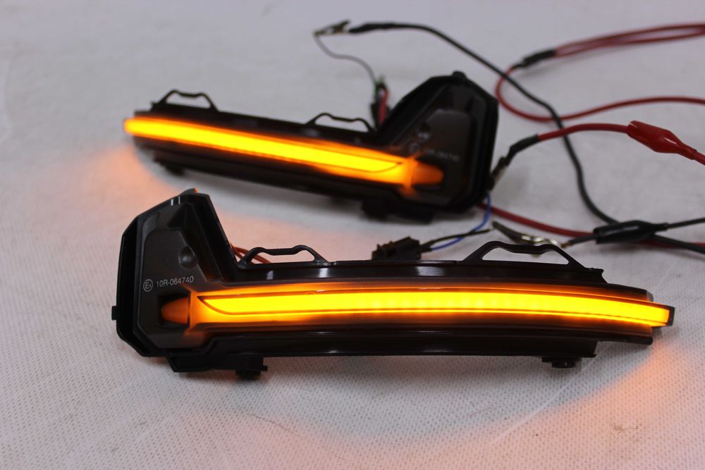 Diodowe kierunkowskazy w lusterka VW TIGUAN II 15-20 FUSION DYNAMICZNE