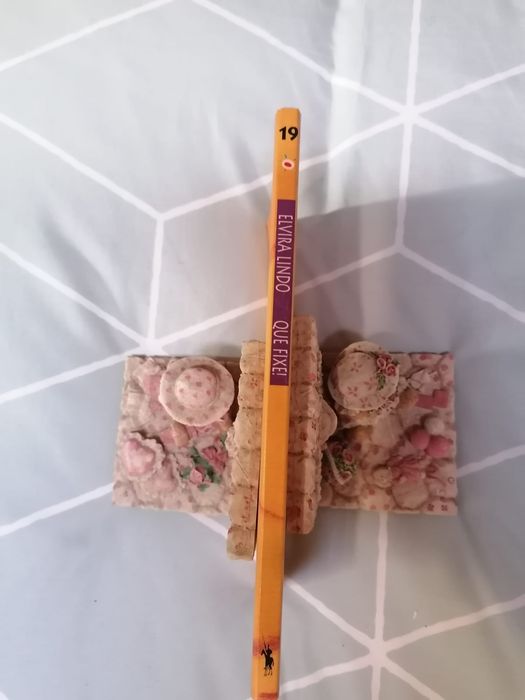 Livro Manelinho CaixaDóculos - Que fixe!