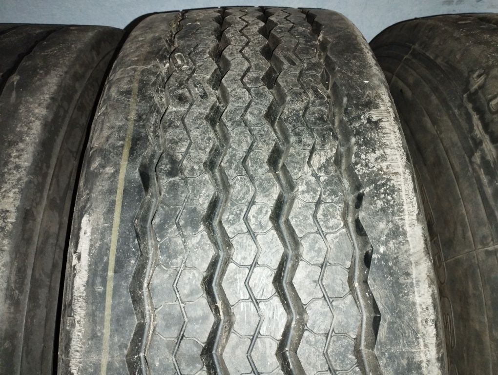 Opony 385/65 R 22,5