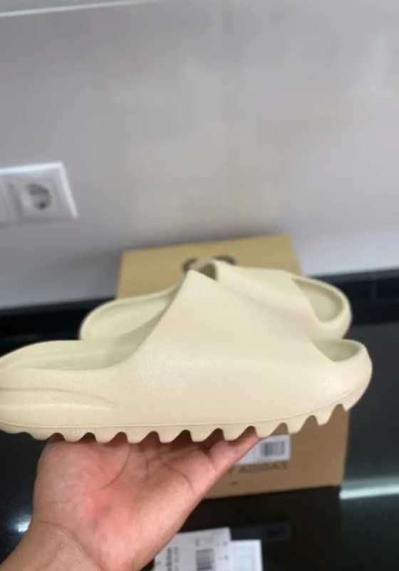 NoweAdidasYeezy SlideBiały 45