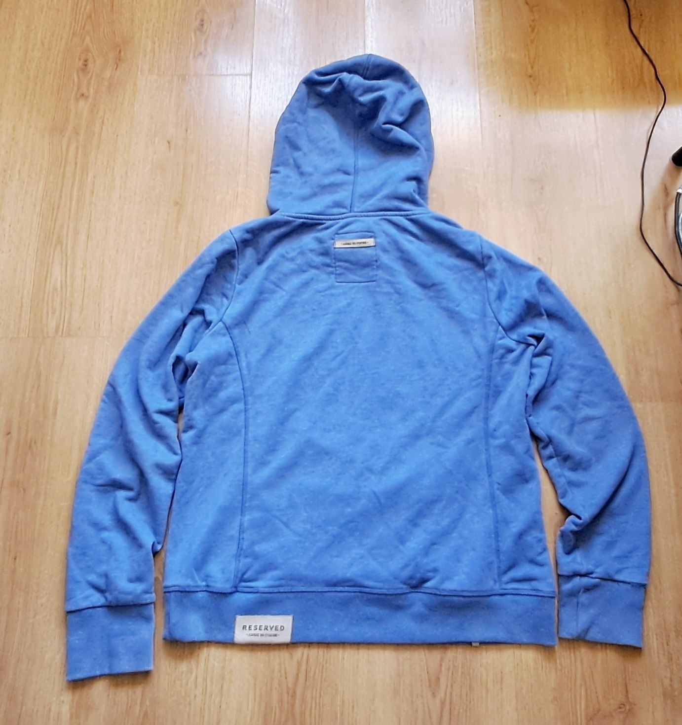 Bluza z kapturem reserved