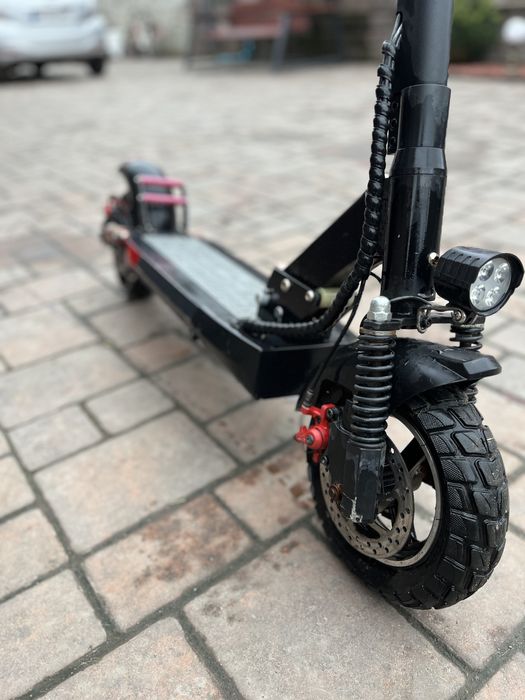 Електросамокат KugooKirin