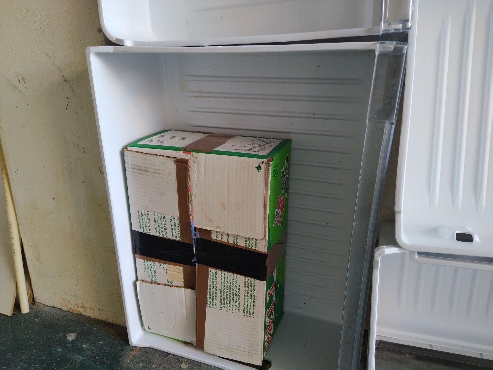 Prateleira e gavetas Hotpoint de 70cm