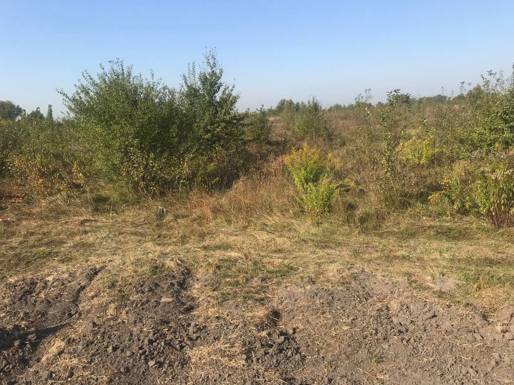Продам земельні ділянки в селі Пухівка