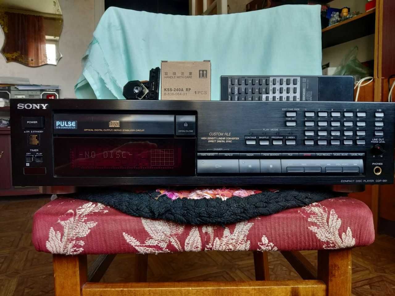 Продаю компакт дисковий програвач   SONY CDP- 991