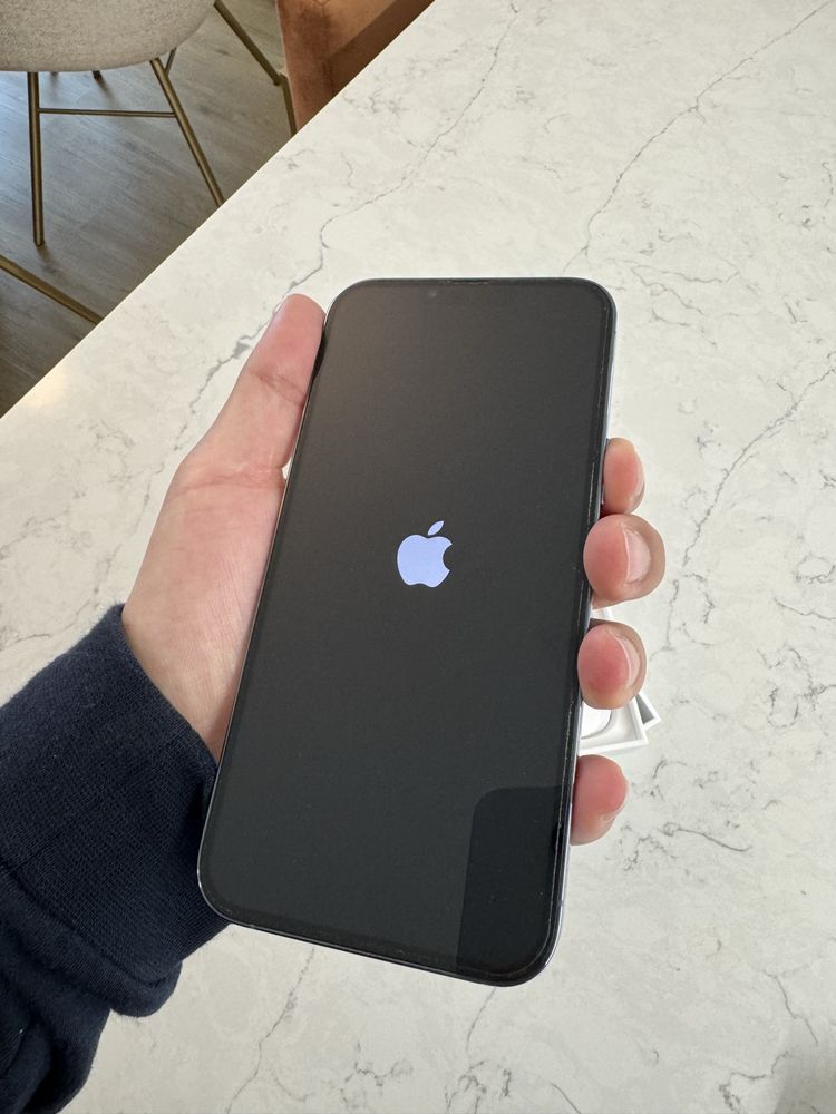 iPhone 12 pro Max como novo