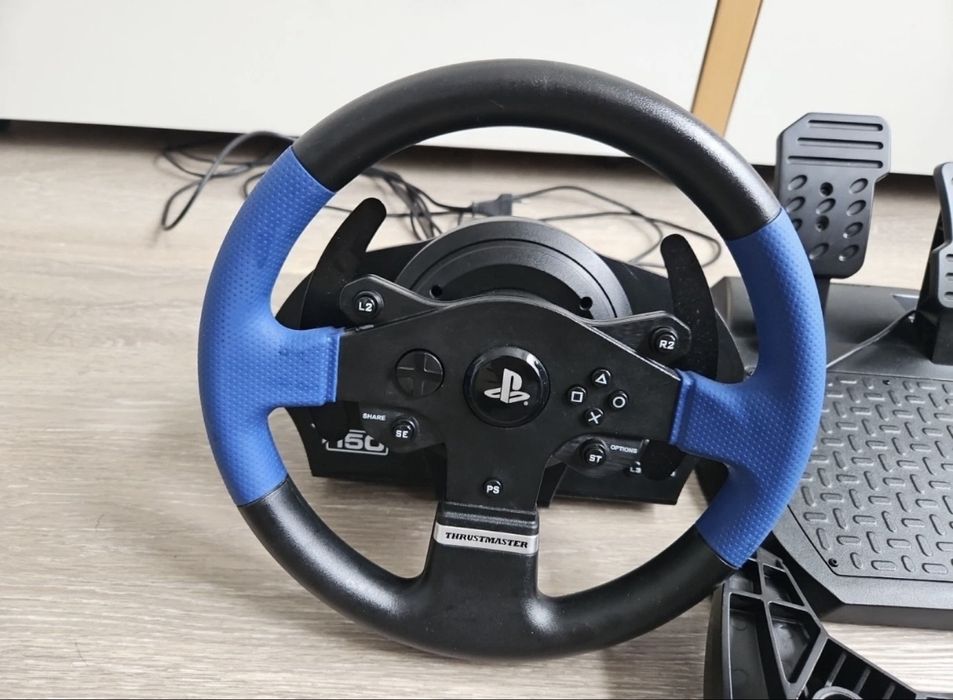 Руль Thrustamster t150