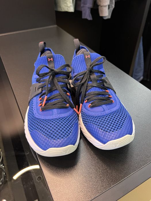 Кросівки under armor