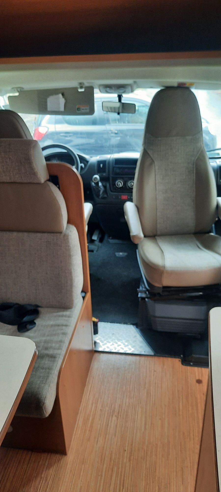 Kamper Fiat CAPRON 6 osób 2,3D 4 lata w Polsce 1 właściciel w kraju