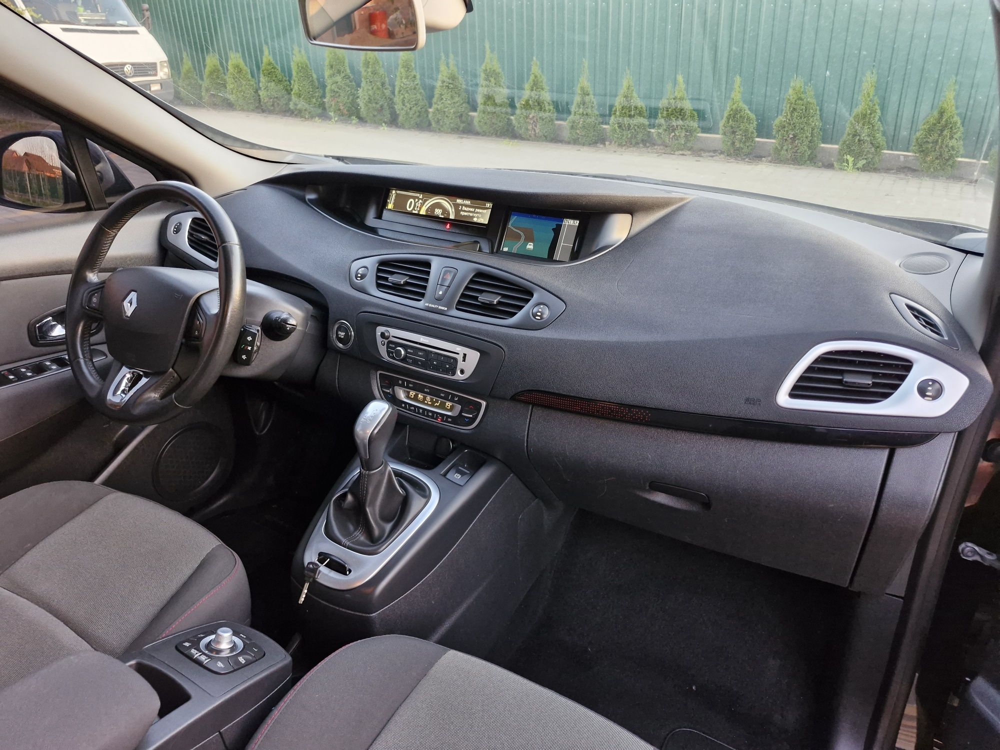 Продам Renault Grand Scenic