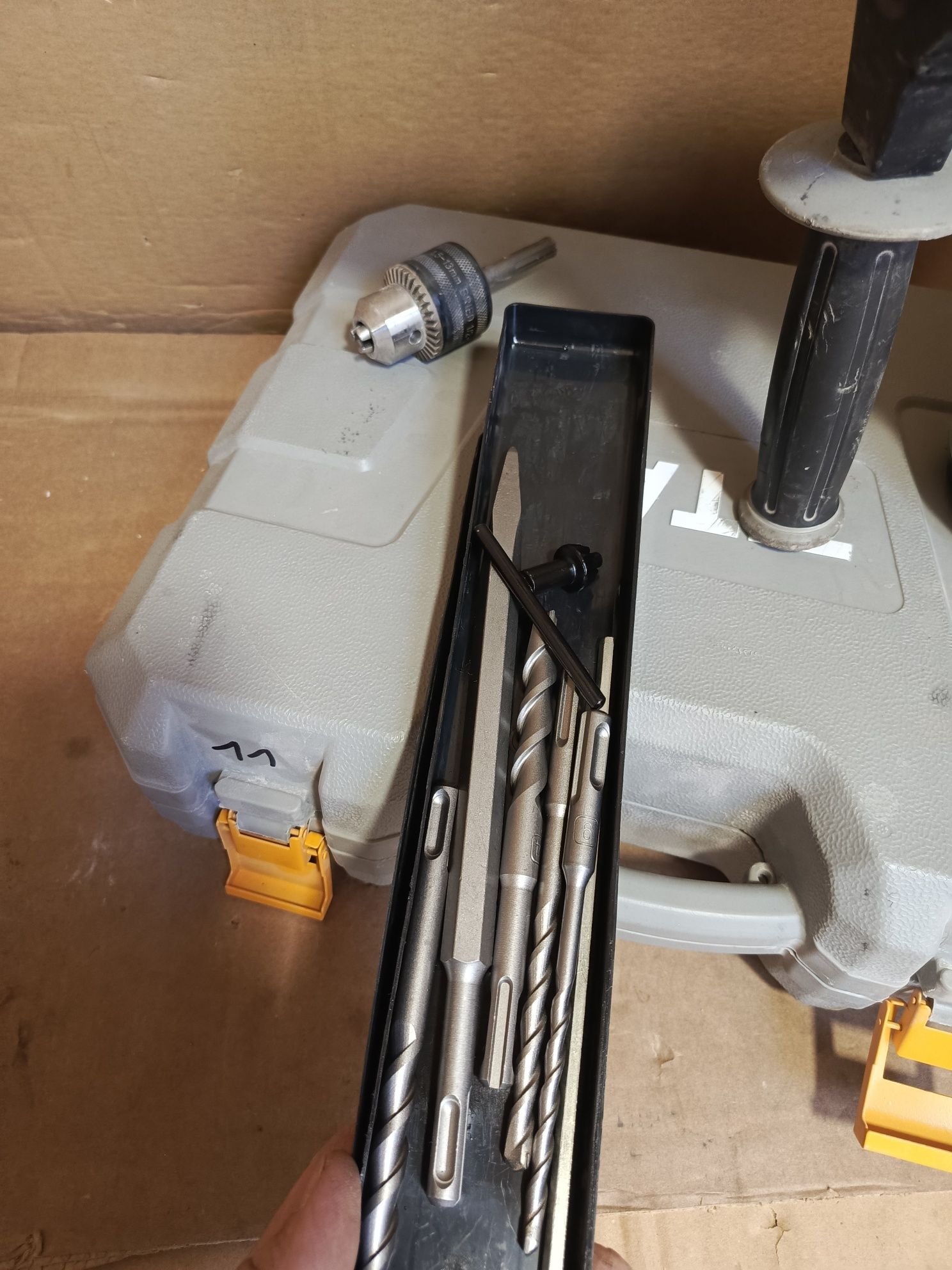Mlotowiertarka udarowa titan SDS plus mlot udarowy TTB653sds