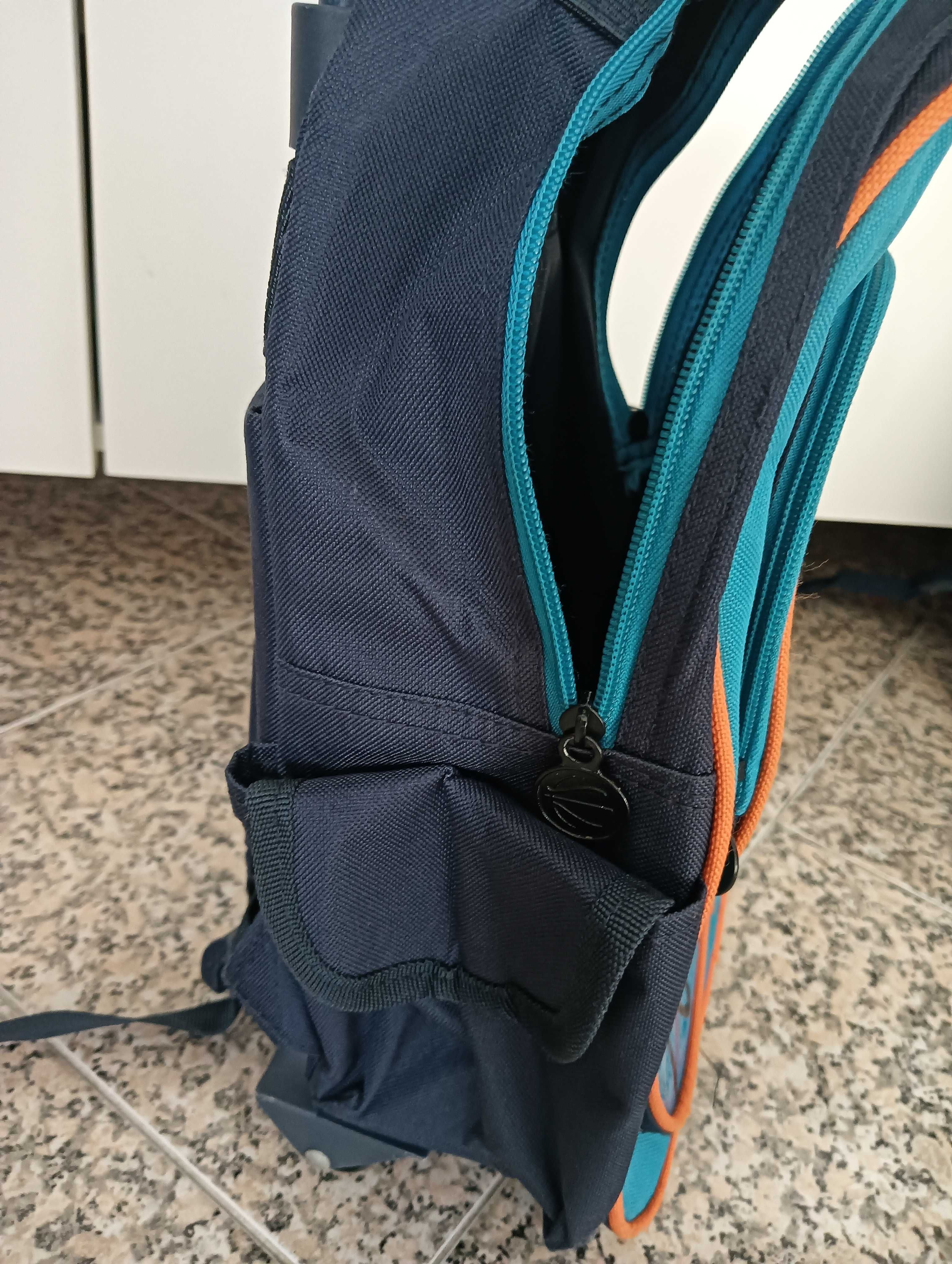 Mochila com rodas
