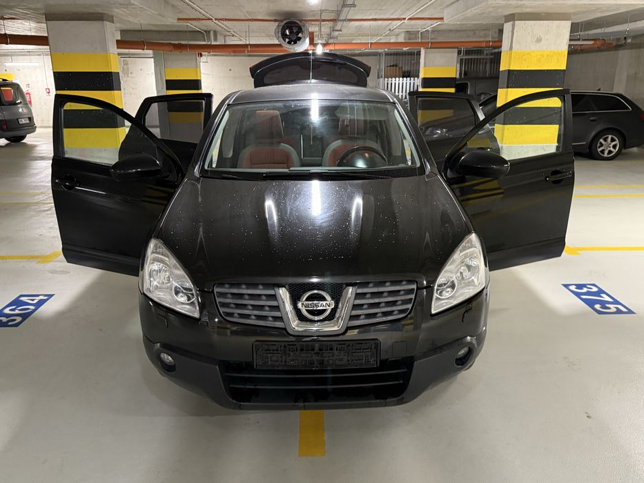 Nisan Кашкай  4:4 /2.0 D